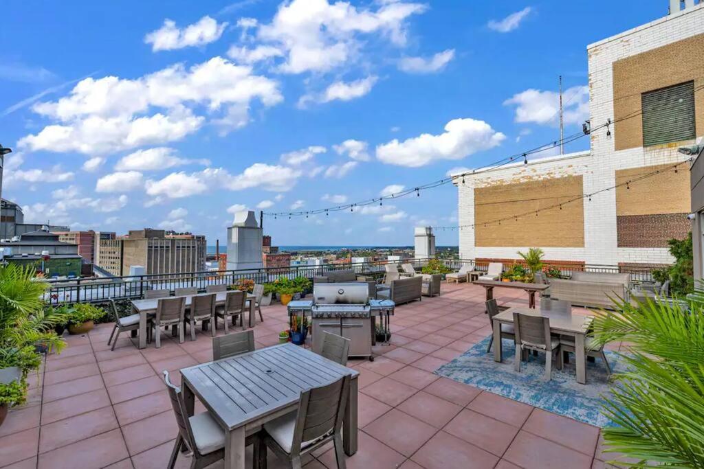 Heart Of Dt - Pool & Steam At Playhouse Square 315 Cleveland Exterior foto